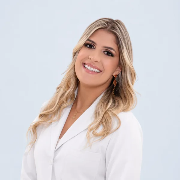 Dra. Luana Laignier - Clinica Geral e Dermatologia