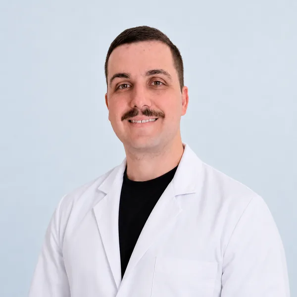 Dr. Vitor Carradore - Psiquiatra